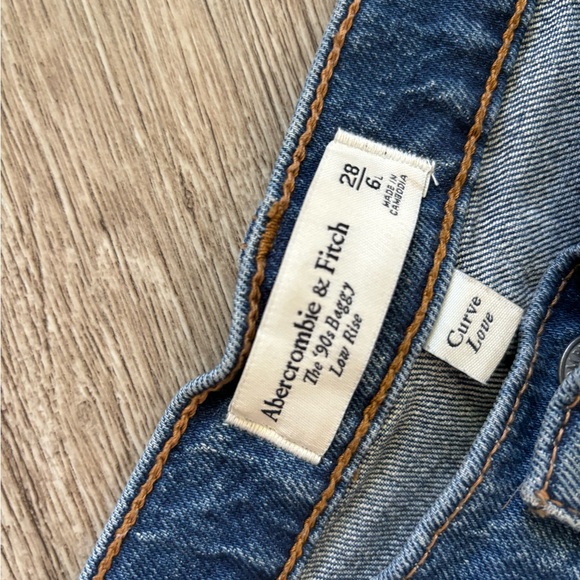 Abercrombie & Fitch 90’s Baggy Low Rise - Curve Love - Picture 3 of 3